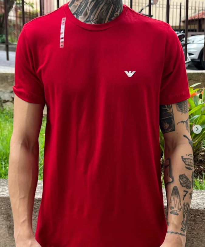 Camiseta Vermelha Premium